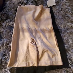 Medium / Large Black and Beige Shapewear Slimming shorts set